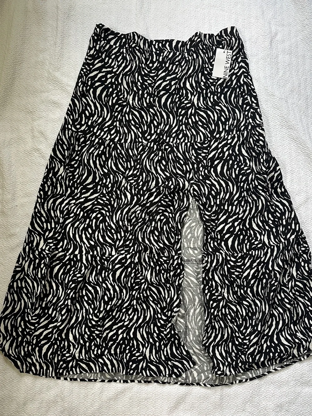 Nine West Black & White Printed Skirt
